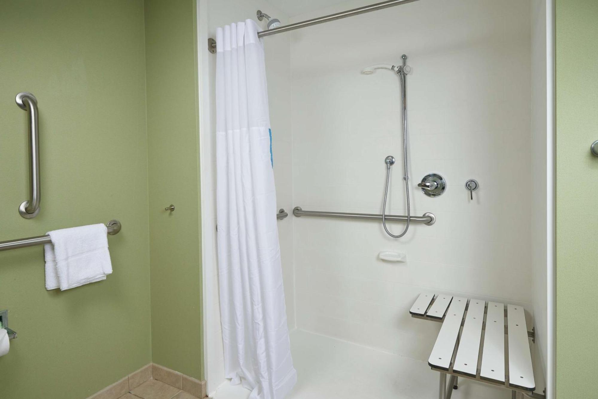 Hampton Inn Bermuda Run / Advance Exteriör bild