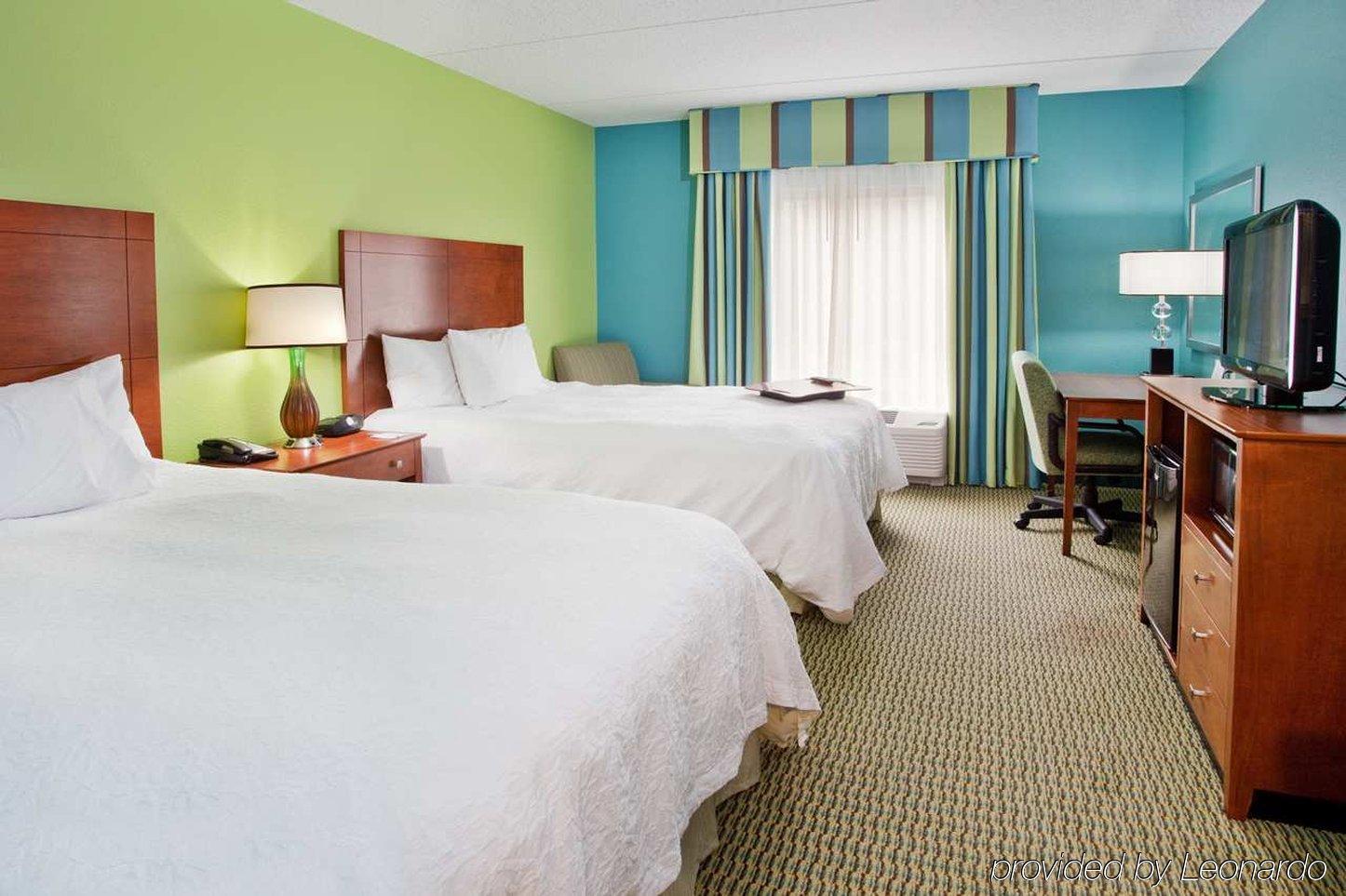 Hampton Inn Bermuda Run / Advance Exteriör bild