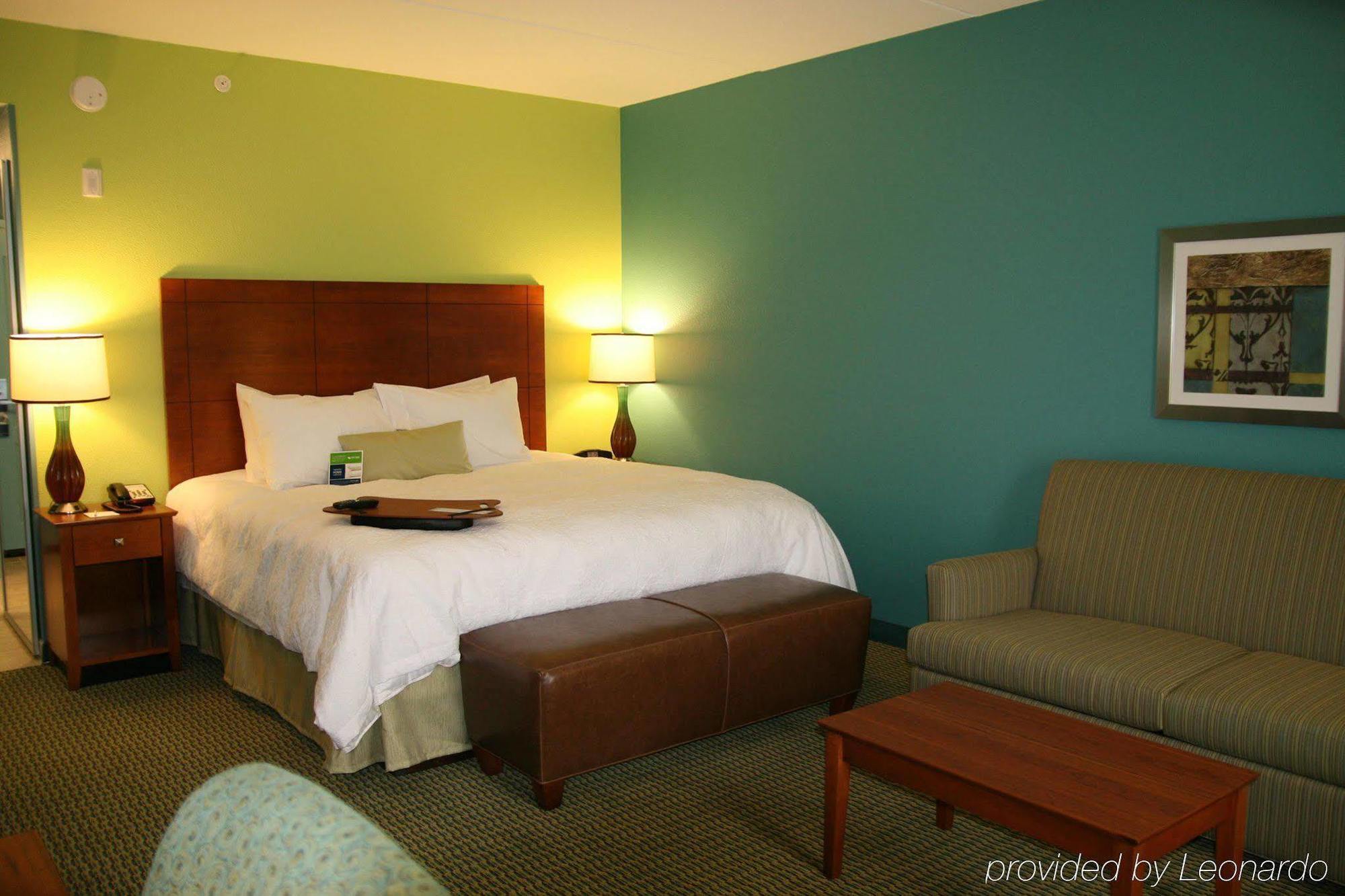 Hampton Inn Bermuda Run / Advance Rum bild