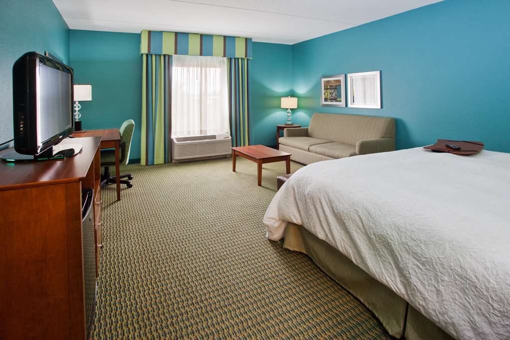 Hampton Inn Bermuda Run / Advance Rum bild